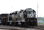 NS 700 & 3102 sit in Glenwood Yard